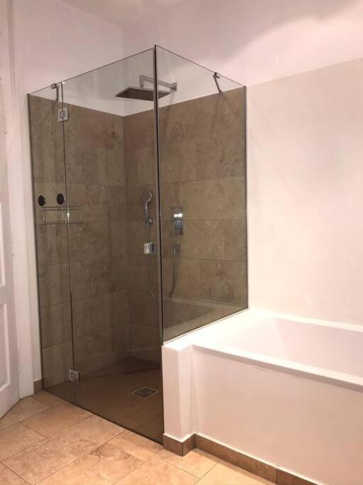 Appartement Laurin Guestcard Incl Merano Exterior foto